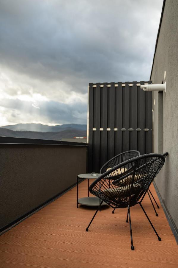 Апартаменты Skylark - Milano Studio With Terrace And Panoramic View Брашов Экстерьер фото