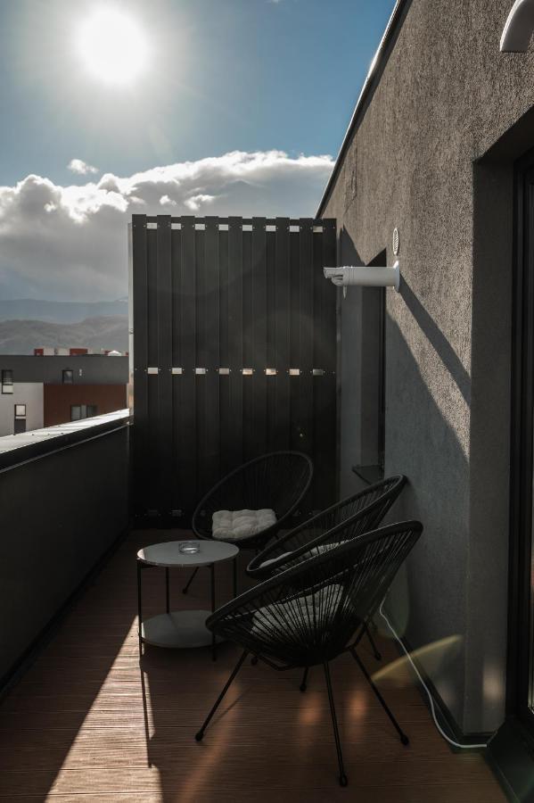 Milano Studio With Terrace And Panoramic View Брашов Экстерьер фото